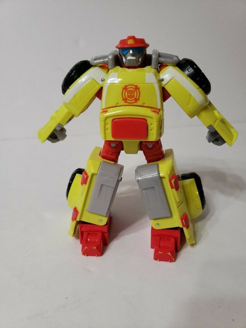 Playskool Heroes Transformers Rescue Bots Heatwave the Fire-Bot Ambulance
